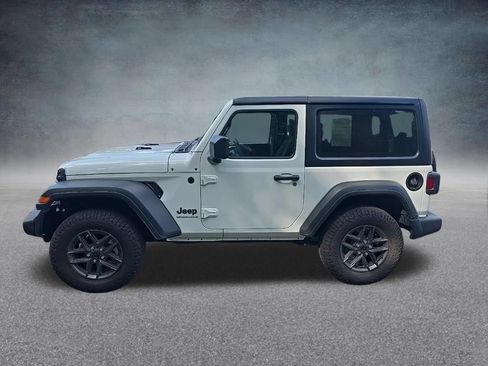 Used 2024 Jeep Wrangler Sport AWD/4WD image 6