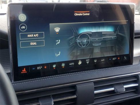 Certified 2023 Lincoln Corsair AWD w/ Equipment Group 101A image 22