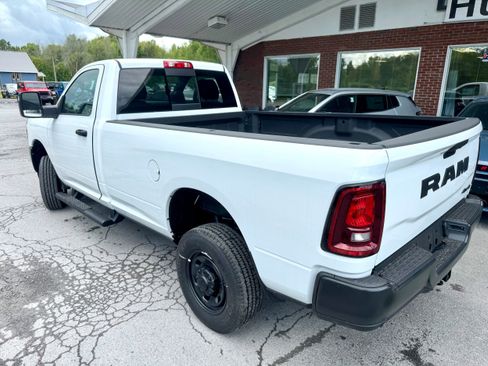 New 2025 RAM 2500 Tradesman AWD/4WD image 3
