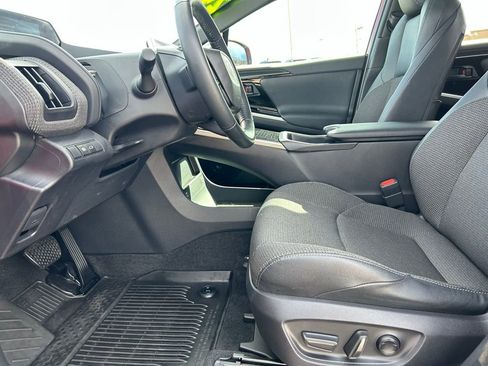 Used 2024 Toyota bZ4X XLE w/ Weather Package image 23