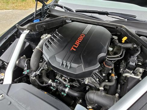 Used 2022 Kia Stinger GT1 image 28