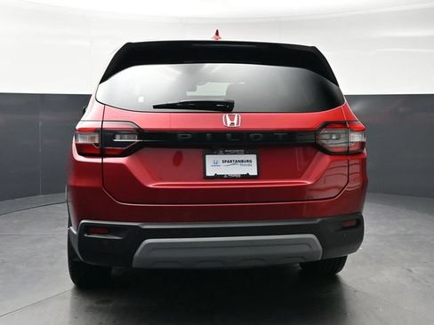 Certified 2025 Honda Pilot EX-L image 6