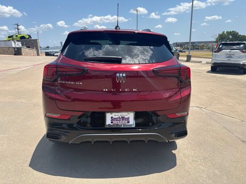 Used 2025 Buick Encore GX Sport Touring w/ Advanced Technology Package FWD image 6