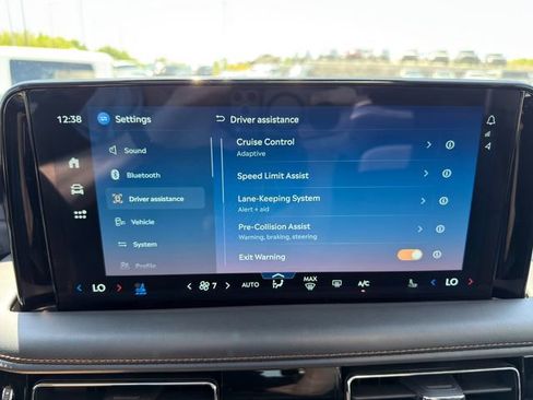 Used 2025 Lincoln Aviator AWD w/ Equipment Group 101A image 33