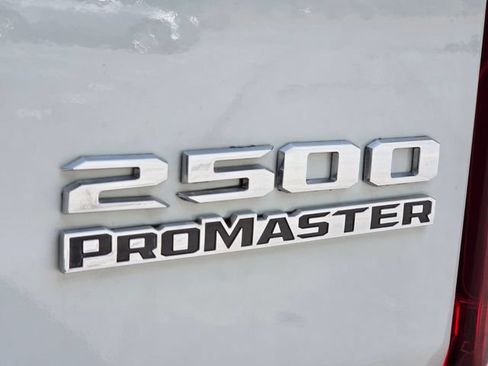 Used 2023 RAM ProMaster 2500 FWD image 31