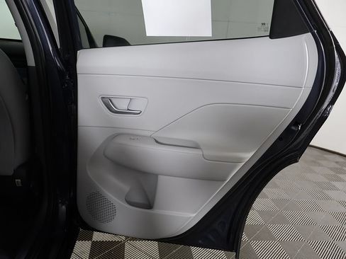 Used 2025 Hyundai Kona Limited AWD/4WD image 27