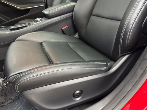 Used 2019 Mercedes-Benz CLA 250 image 34