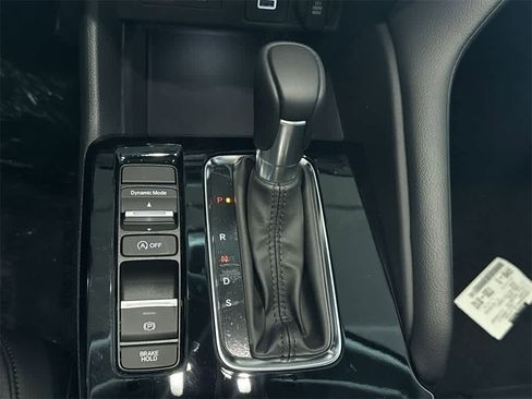 New 2025 Acura Integra image 19