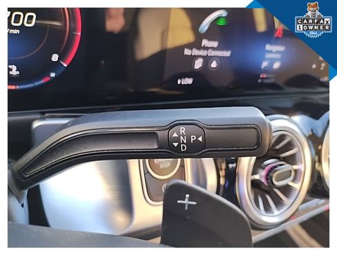 Used 2022 Mercedes-Benz GLB 250 4MATIC image 38