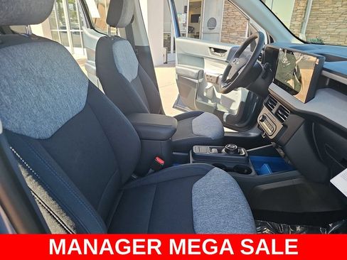 New 2026 Ford Maverick XLT w/ XLT Luxury Package FWD image 10