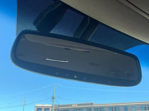 Used 2016 Kia Sedona SX FWD image 18