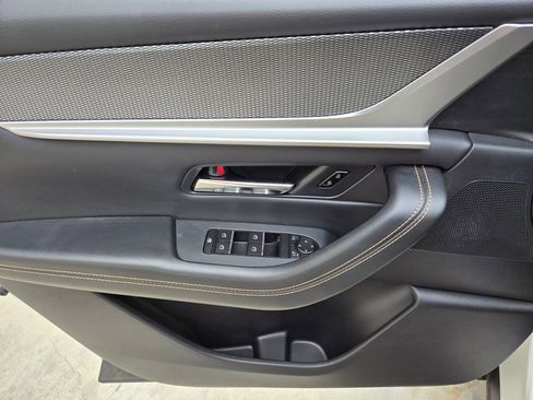 Used 2025 MAZDA CX-70 Plug-In Hybrid w/ Premium Pkg image 23