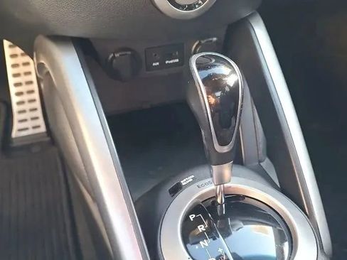 Used 2014 Hyundai Veloster RE:FLEX Edition image 16