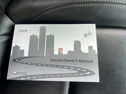 Used 2019 Buick Encore Essence FWD image 25