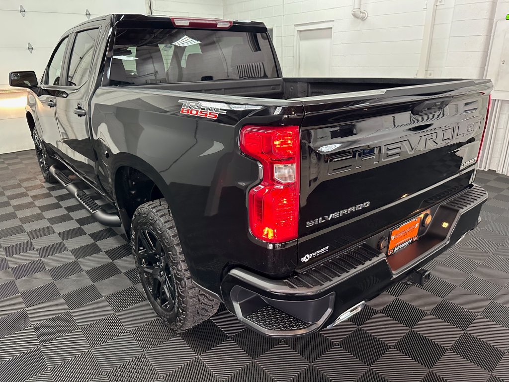 Used 2025 Chevrolet Silverado 1500 Custom Trail Boss AWD/4WD image 7