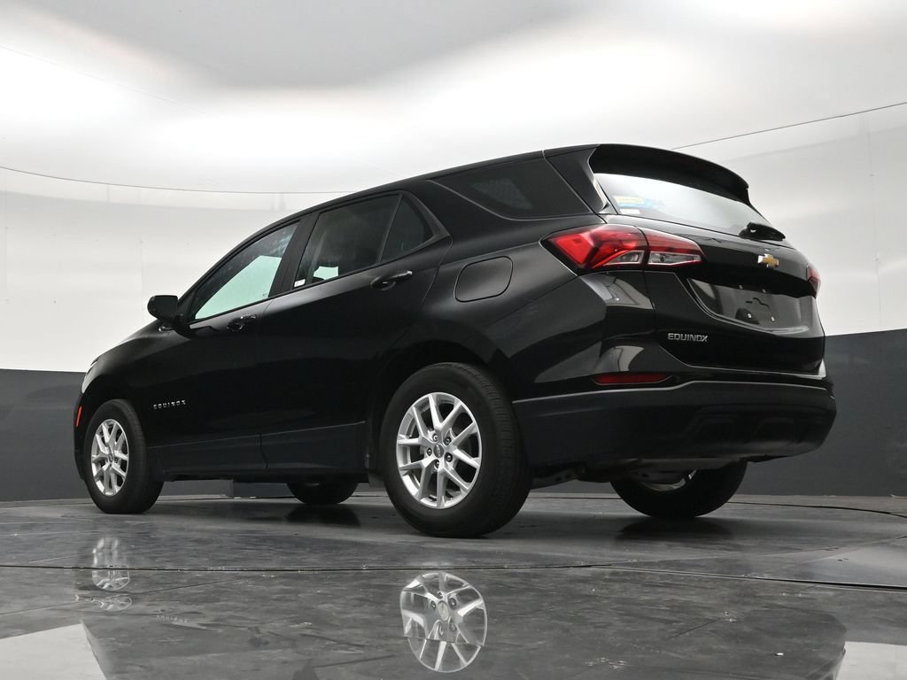 Used 2024 Chevrolet Equinox LS FWD image 21