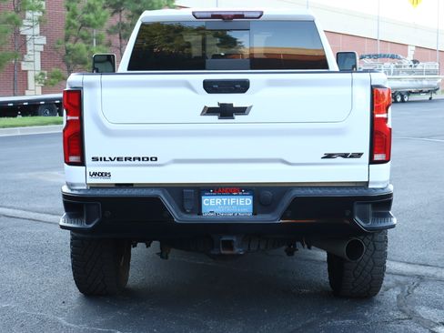 Certified 2024 Chevrolet Silverado 2500 ZR2 w/ Technology Package image 38