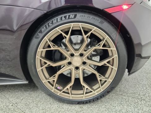 Used 2017 McLaren 570S RWD image 16