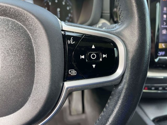 Used 2021 Volvo XC60 T5 Inscription w/ Protection Package Premier AWD/4WD image 32