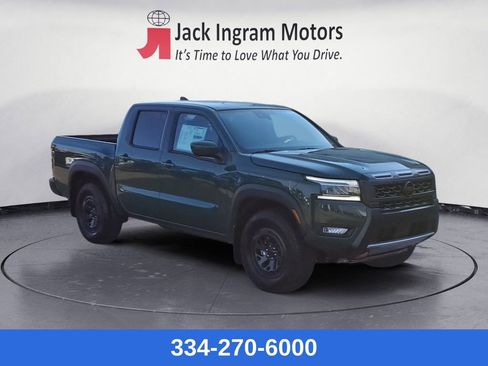 New 2025 Nissan Frontier PRO-4X image 7