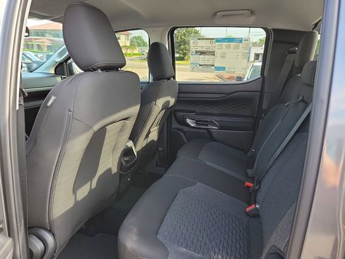 New 2025 Ford Ranger XLT w/ Chrome Accent Package AWD/4WD image 9