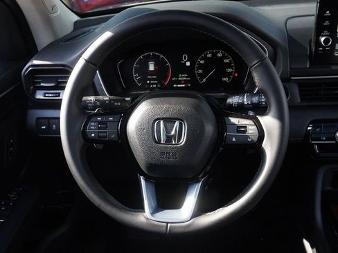 Used 2025 Honda Pilot Touring image 43