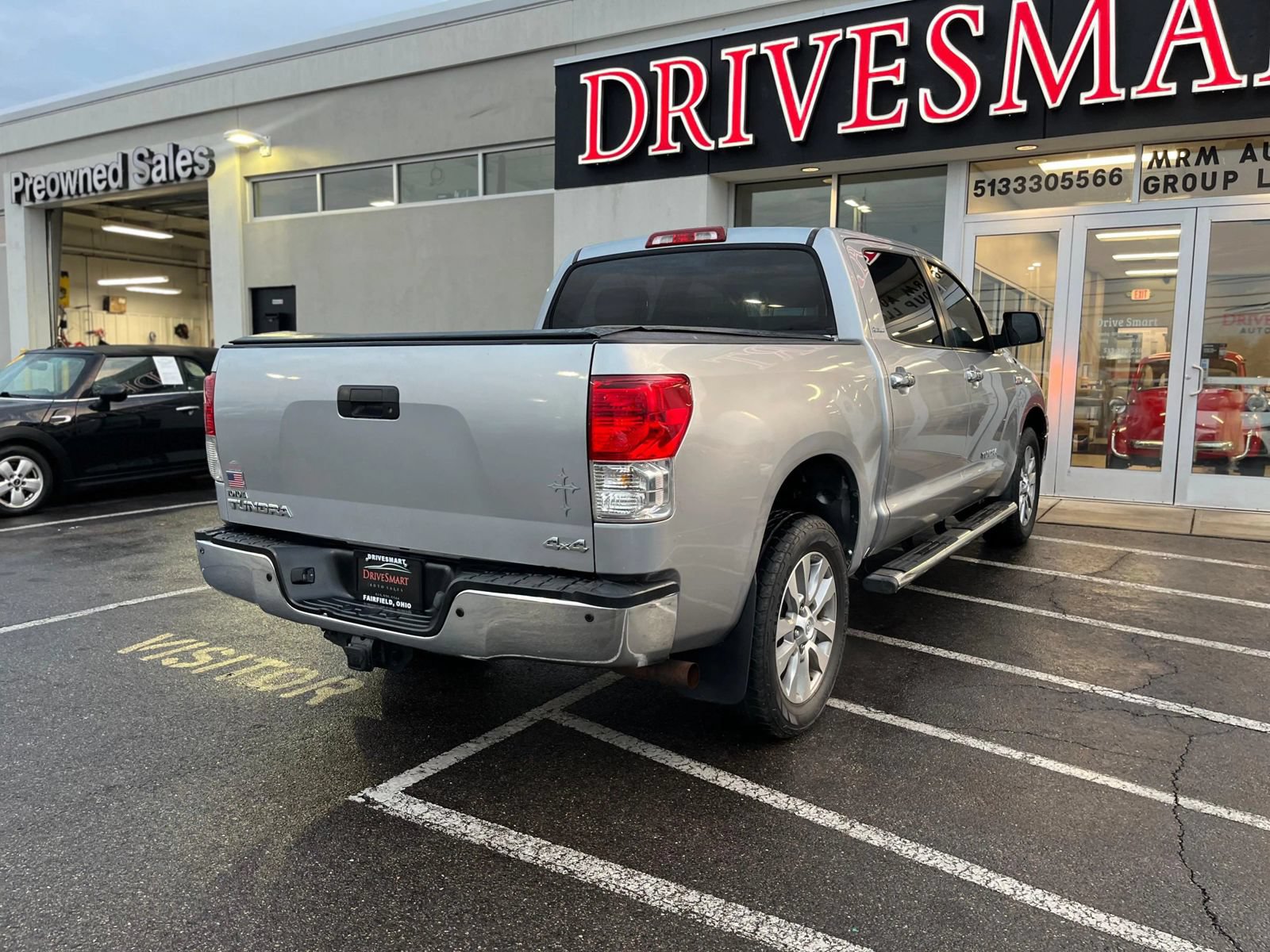 Used 2010 Toyota Tundra Limited w/ Platinum Pkg AWD/4WD image 9