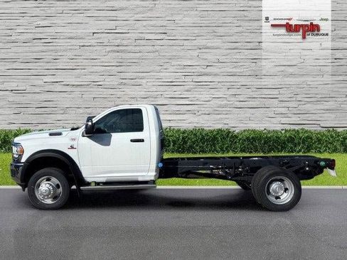 New 2024 RAM 5500 Tradesman image 18