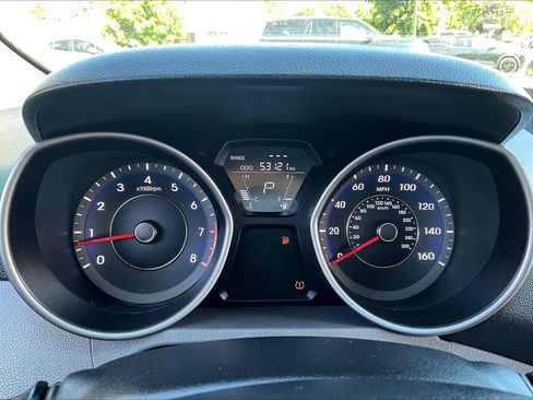 Used 2013 Hyundai Elantra Sedan FWD image 12