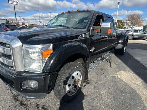 Used 2016 Ford F450 Platinum w/ Platinum Package image 7