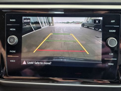 Used 2023 Volkswagen Atlas Cross Sport SE w/ Panoramic Sunroof Package FWD image 14