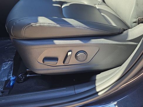 New 2026 Kia Sportage EX FWD image 21