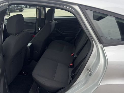 Used 2015 Ford Focus SE image 21