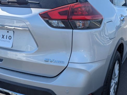 Used 2020 Nissan Rogue SV AWD/4WD image 5