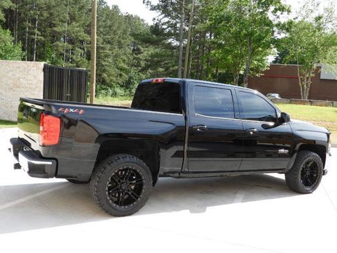 Used 2018 Chevrolet Silverado 1500 LT w/ Texas Edition AWD/4WD image 27