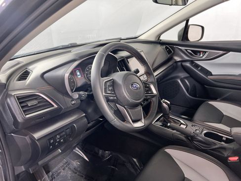 Used 2023 Subaru Crosstrek 2.5i Limited w/ Moonroof Package image 9