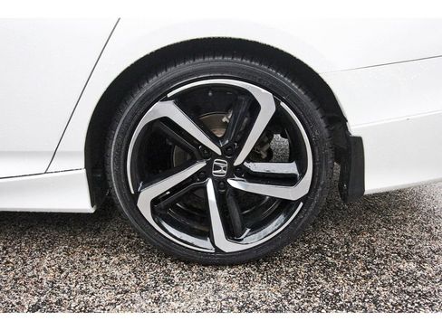 Used 2019 Honda Accord Sport image 31
