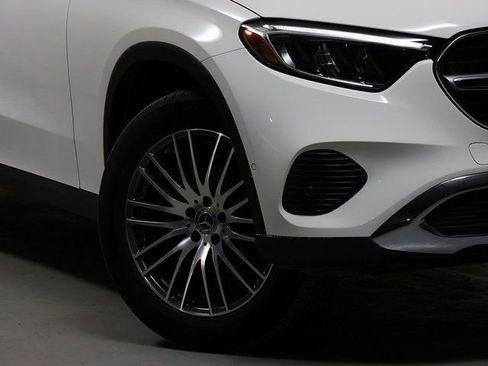 Certified 2026 Mercedes-Benz GLC 300 4MATIC image 3