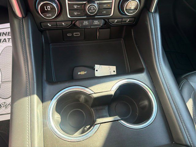 Used 2021 Chevrolet Suburban LT AWD/4WD image 31