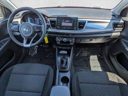 Used 2018 Kia Rio S image 17
