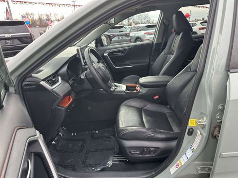 Used 2019 Toyota RAV4 Adventure image 15