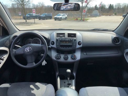Used 2006 Toyota RAV4 Sport FWD image 27