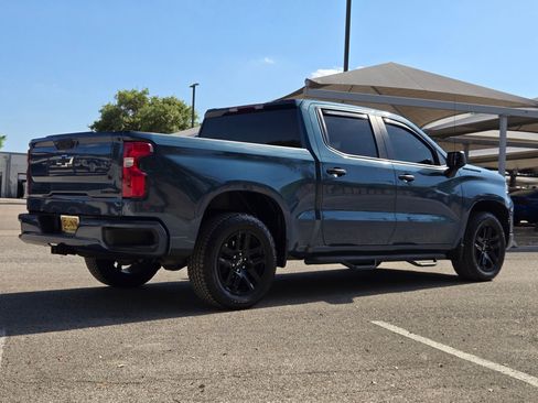 Used 2024 Chevrolet Silverado 1500 Custom w/ Turbomax Blackout Package image 3