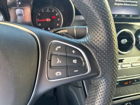 Used 2019 Mercedes-Benz GLC 300 4MATIC image 29