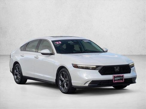 Used 2023 Honda Accord EX image 3