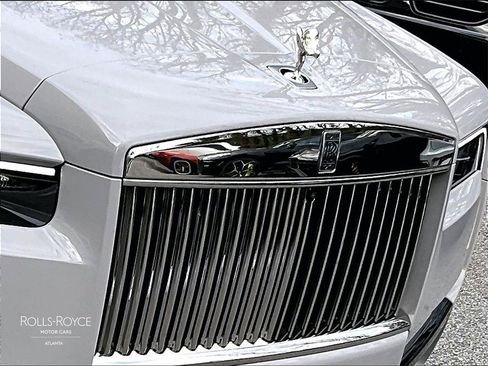Used 2026 Rolls-Royce Cullinan image 27