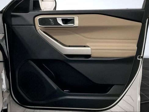 Used 2023 Ford Explorer XLT w/ Equipment Group 202A image 24