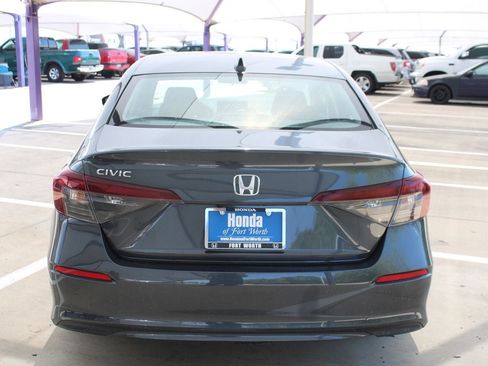 Used 2025 Honda Civic LX image 4