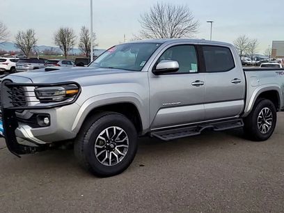 Used 2022 Toyota Tacoma TRD Sport w/ Technology Package