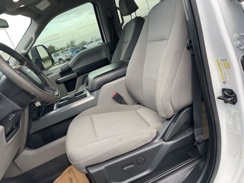 Used 2021 Ford F250 XLT w/ XLT Value Package AWD/4WD image 13